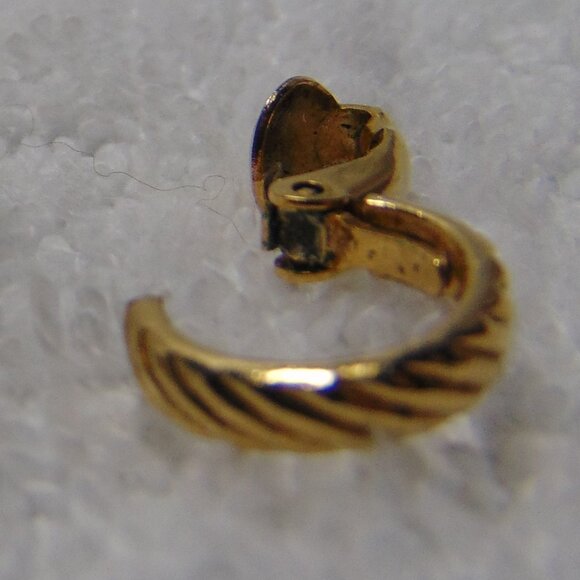 CLIP EARRINGS, Vintage 1928 Gold Tone Small Hoop Earrings - Picture 5 of 6